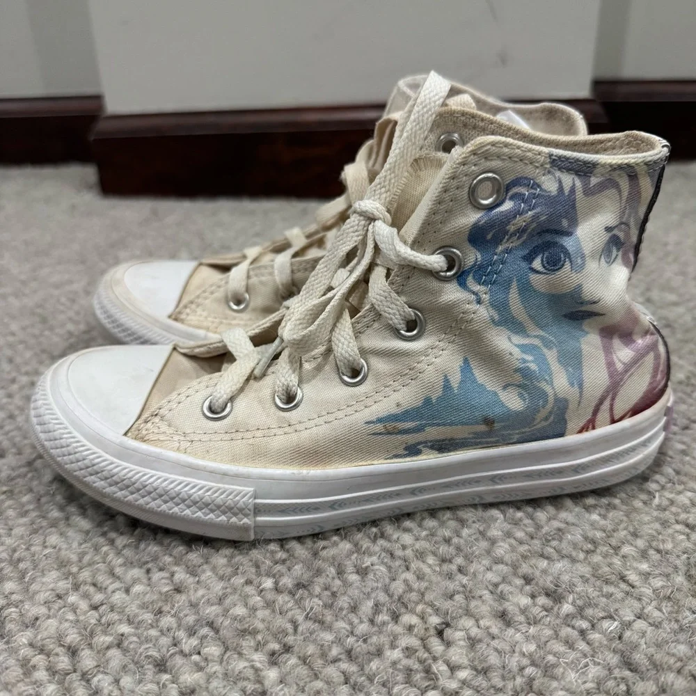 Disney Frozen 2 White Elsa Converse HiTop Chuck Taylor 367353F Size 1 Youth - Picture 4 of 9